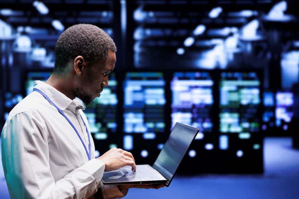 it professional working on remote it support for small business